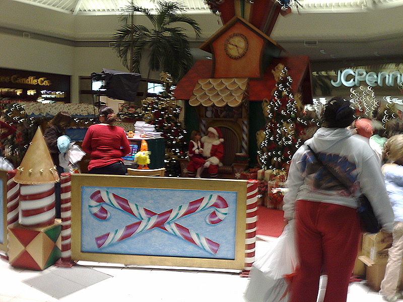 santa at the mall